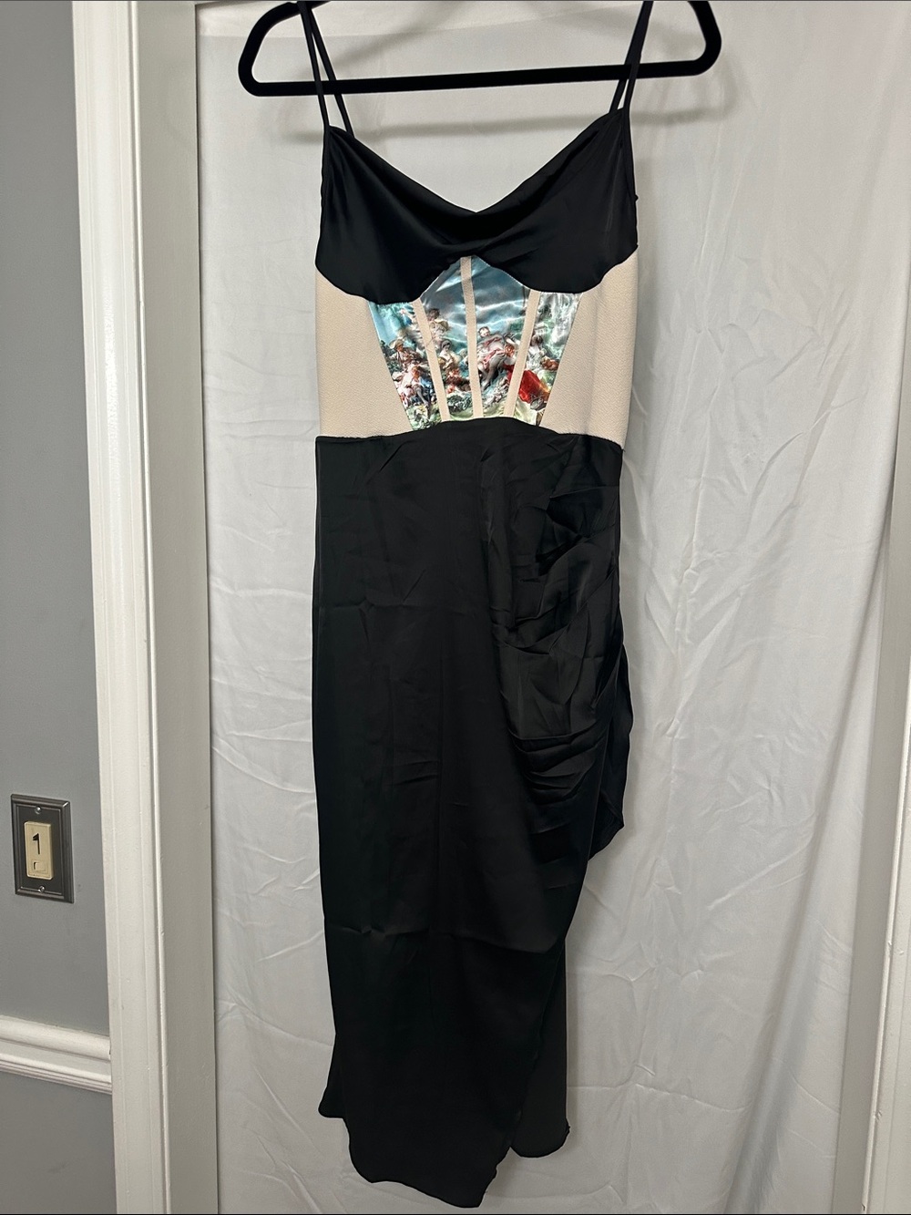 SHEIN Black & Cream Strappy Evening Dress with Scenic Bust Detail